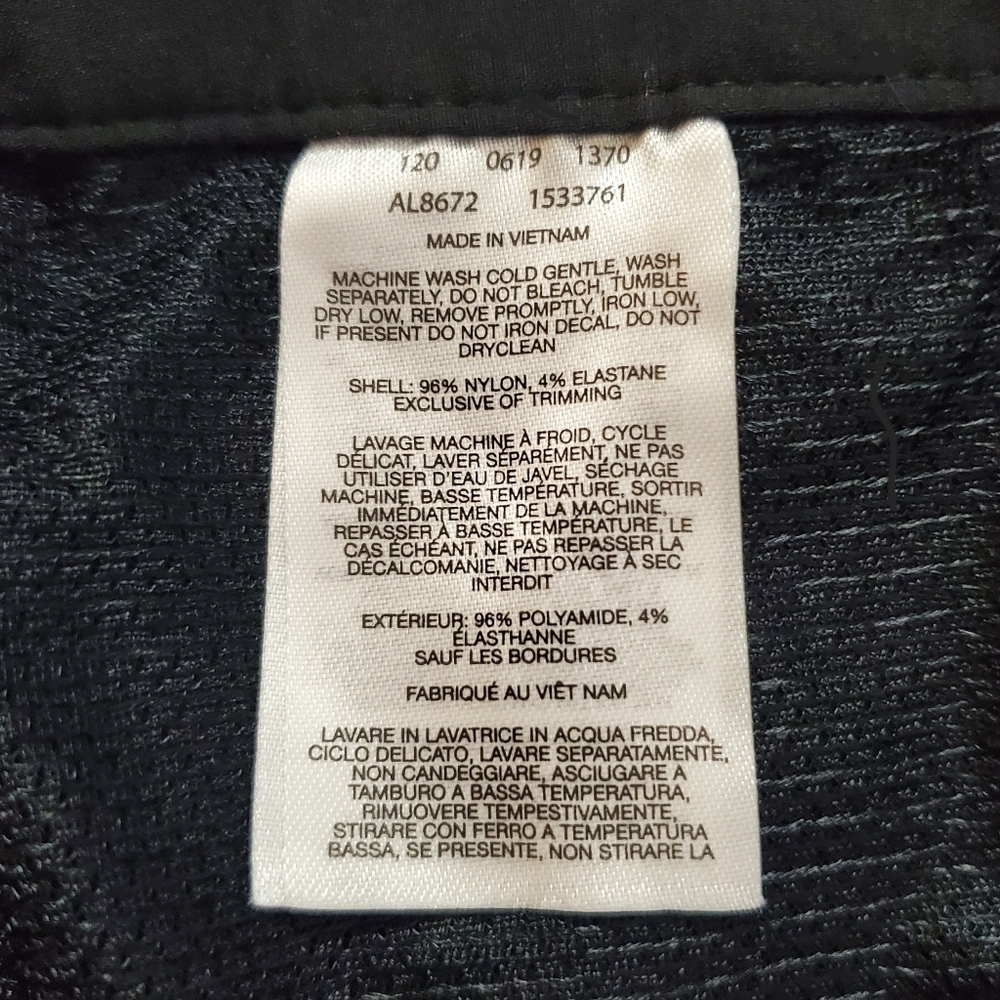 2416 * Columbia Hiking Oudoor Capri Pants Black Size 2 - Picture 14 of 16